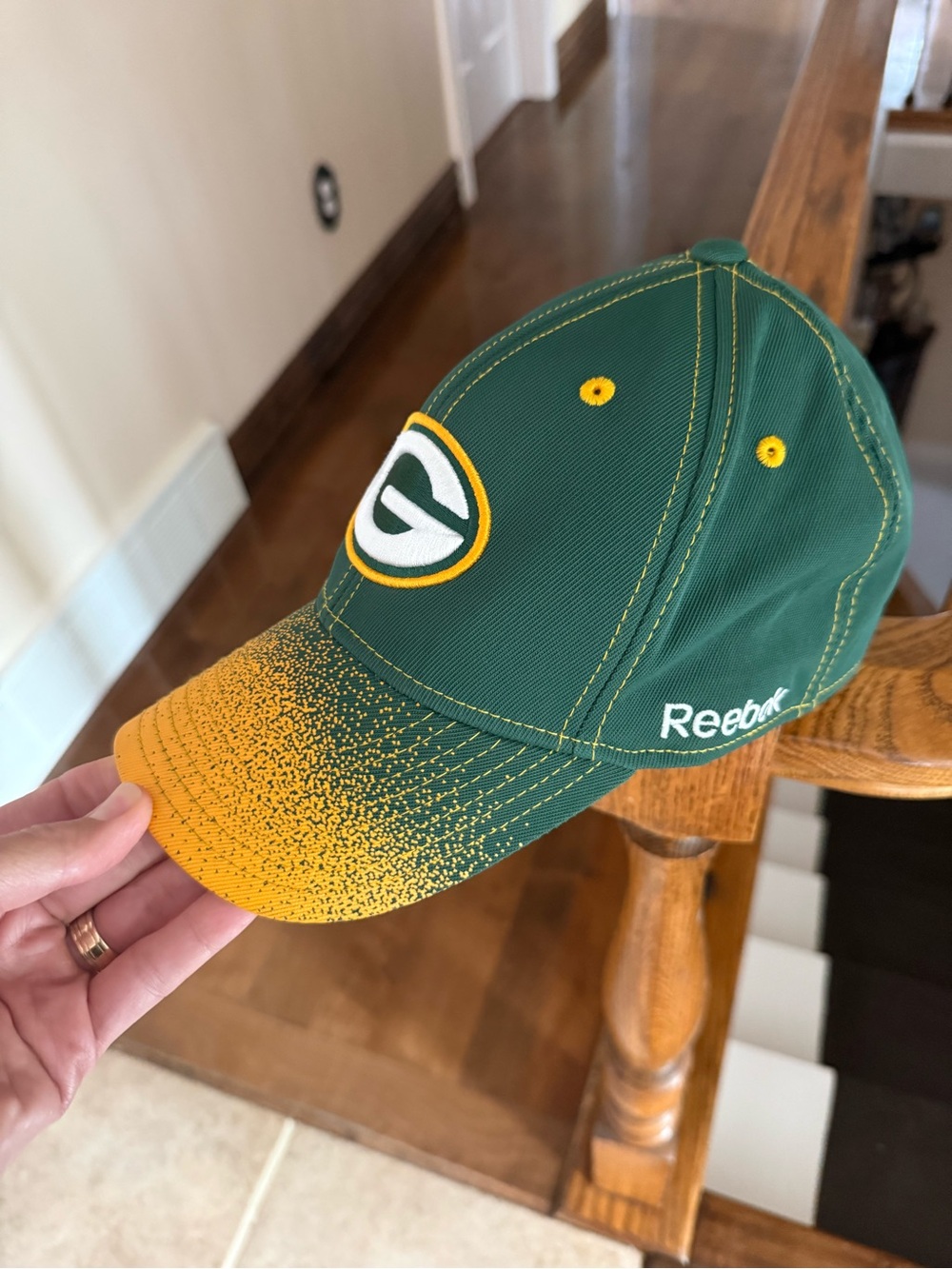 Green Bay packers Reebok NFL equipment S/M baseball hat green and yellow